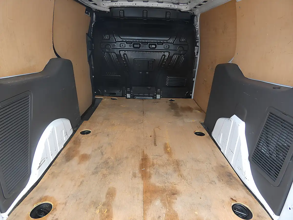 Used 2023 Ford Transit Connect Limited Frozen White - Interior and Exterior details 3