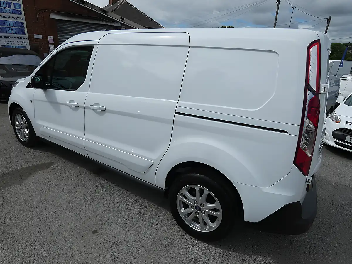 Used 2023 Ford Transit Connect Limited Frozen White - Interior and Exterior details 5