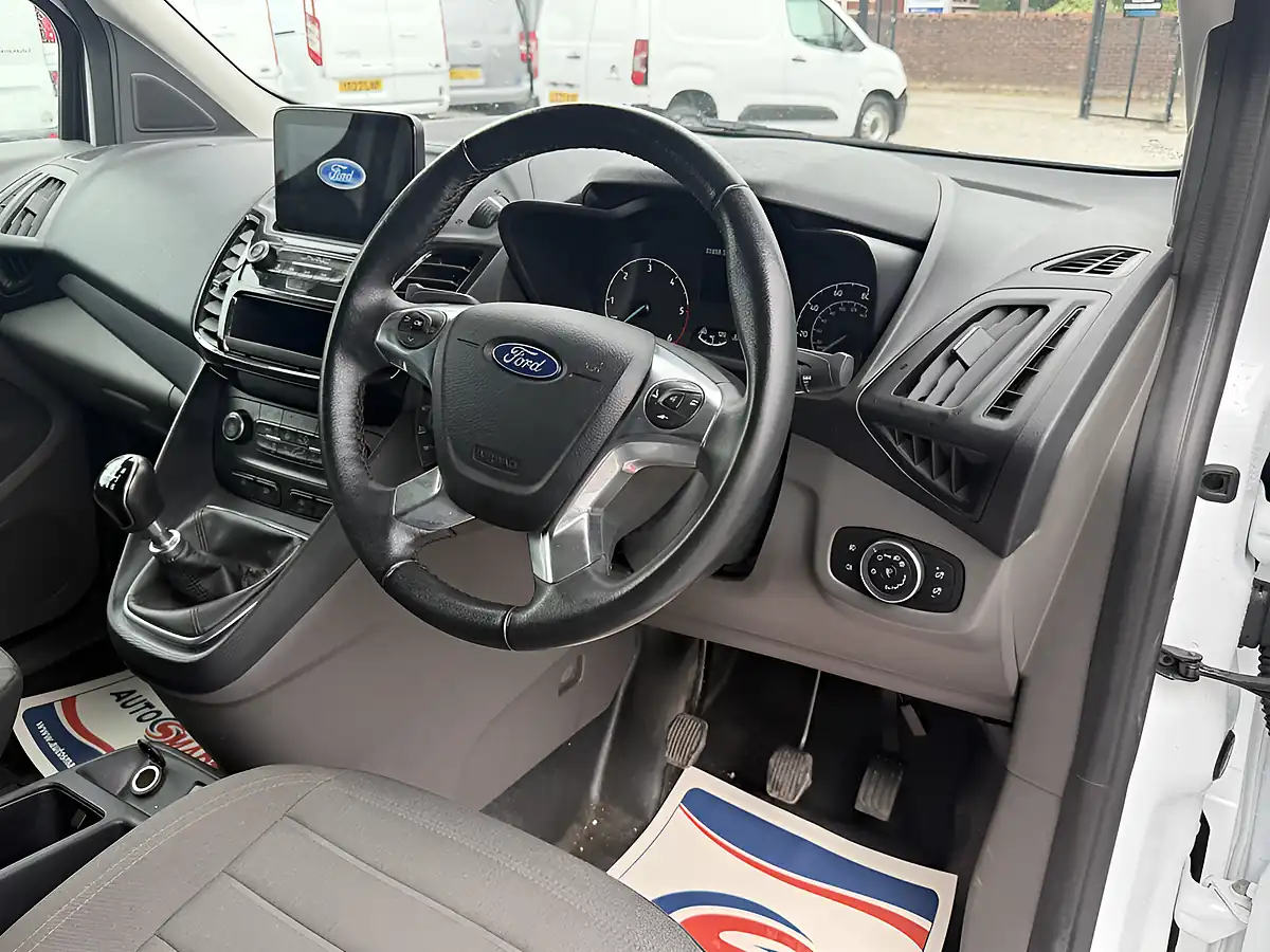 Used 2023 Ford Transit Connect Limited L1 (swb) White - Interior and Exterior details 13