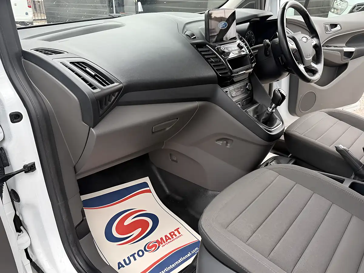 Used 2023 Ford Transit Connect Limited L1 (swb) White - Interior and Exterior details 15