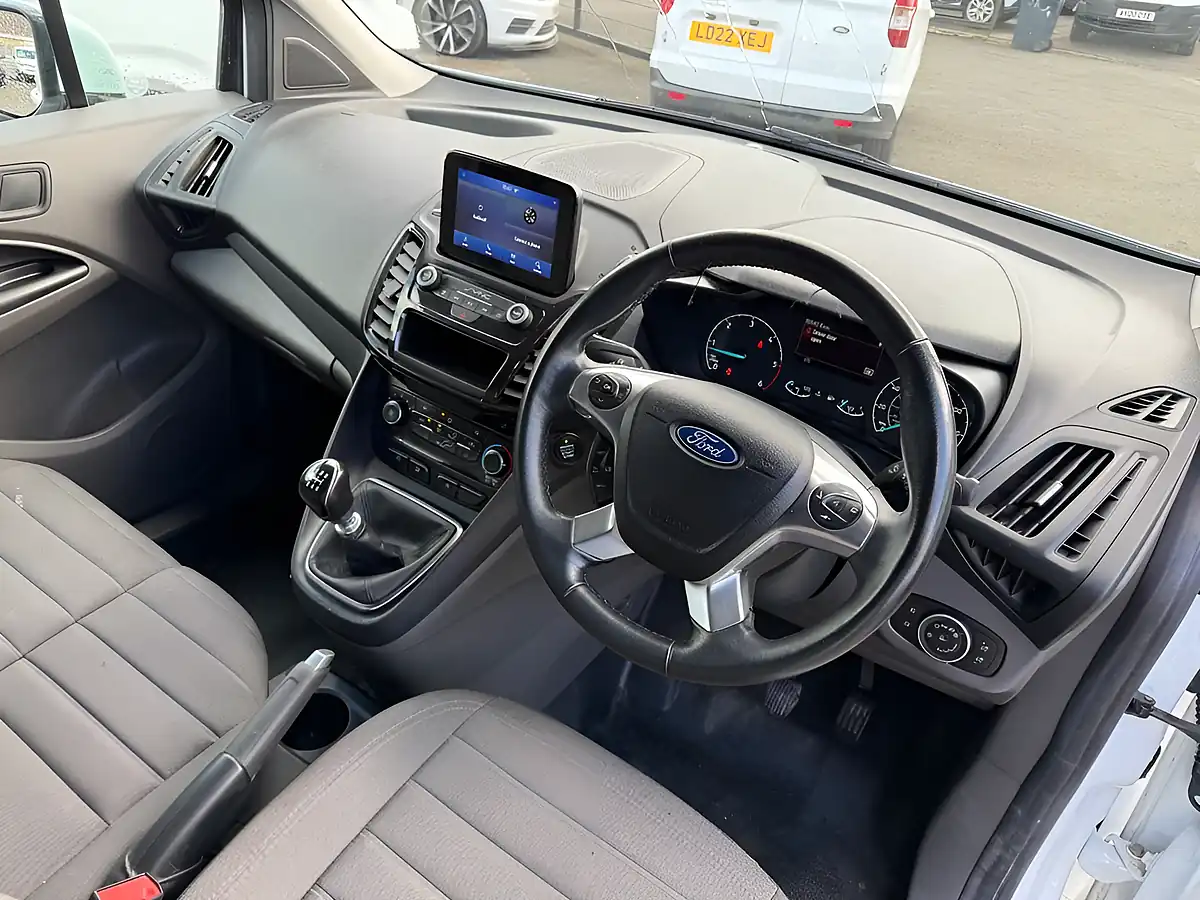 Used 2023 Ford Transit Connect Limited White - Interior and Exterior details 16