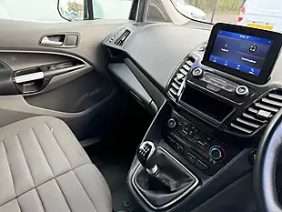 Used 2023 Ford Transit Connect Limited White - Interior and Exterior details 19