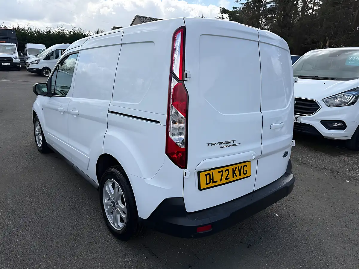 Used 2023 Ford Transit Connect Limited White - Interior and Exterior details 9