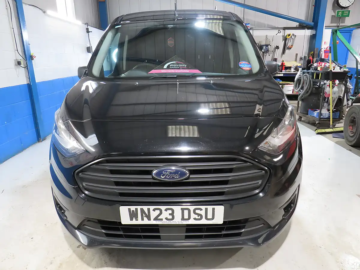 Used 2023 Ford Transit Connect Trend Double Cab Black - Interior and Exterior details 2