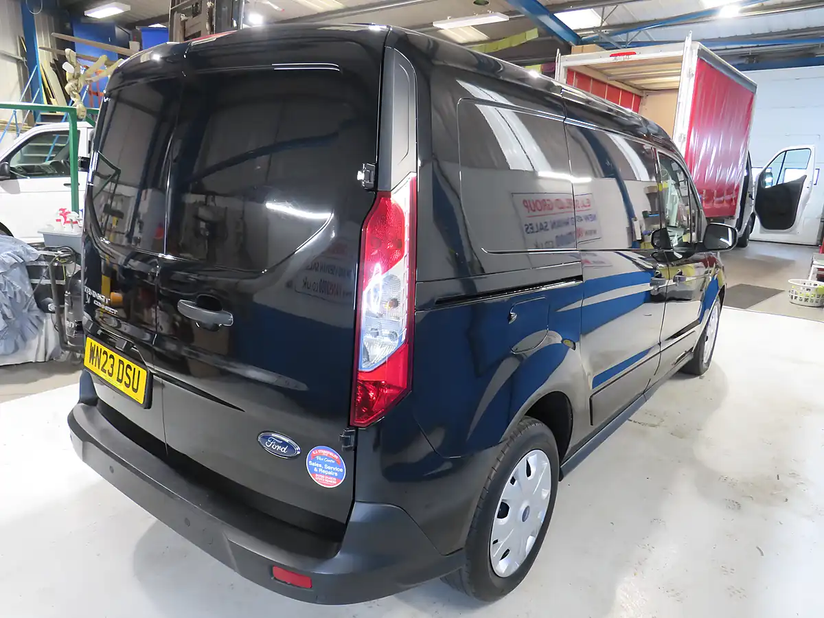 Used 2023 Ford Transit Connect Trend Double Cab Black - Interior and Exterior details 3