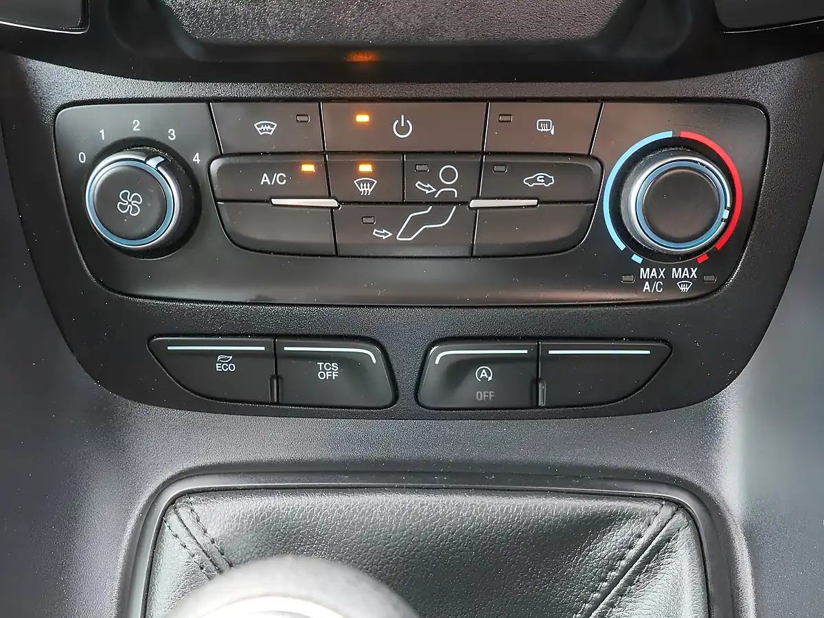 Used 2023 Ford Transit Connect Trend Frozen White - Interior and Exterior details 20