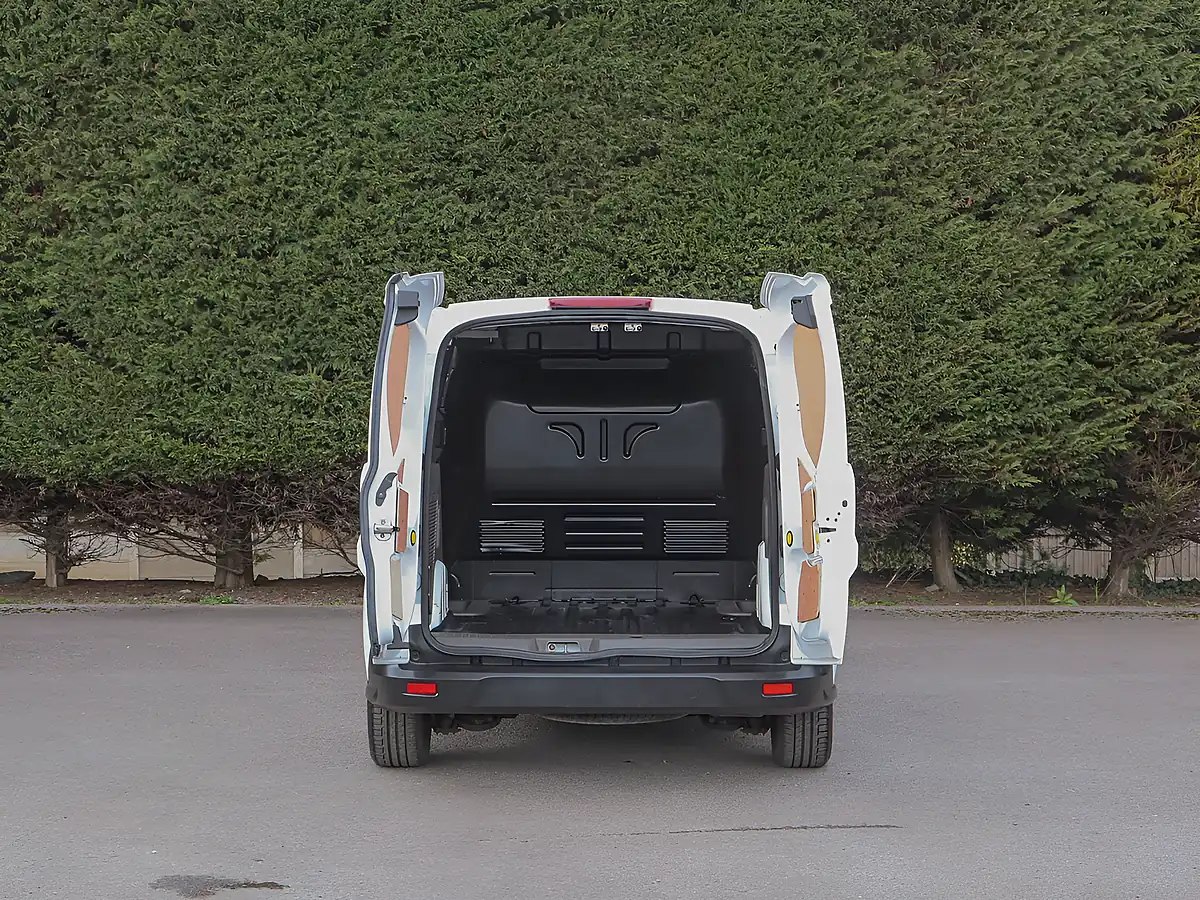 Used 2023 Ford Transit Connect Trend Frozen White - Interior and Exterior details 8