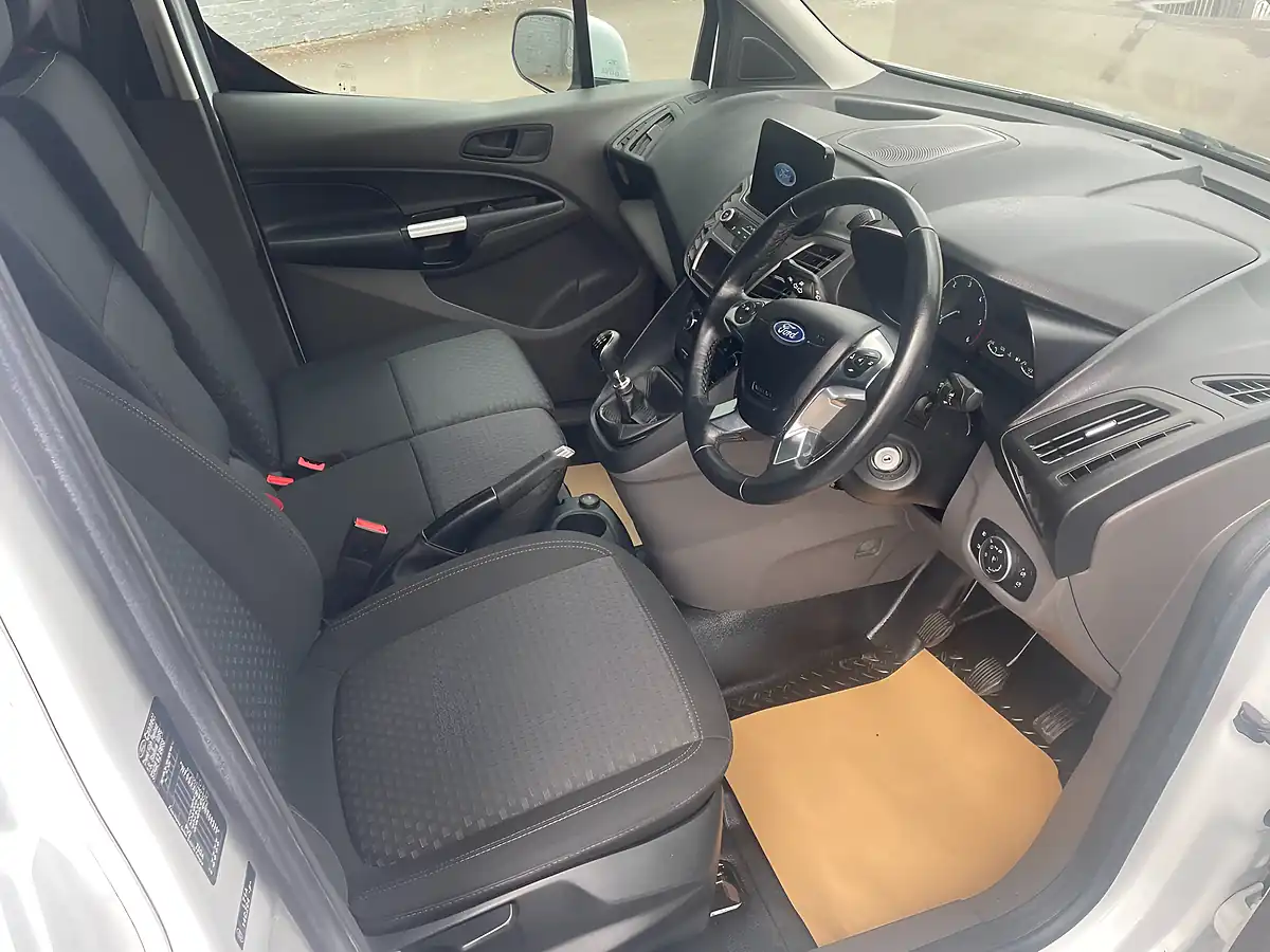 Used 2023 Ford Transit Connect Trend White - Interior and Exterior details 10