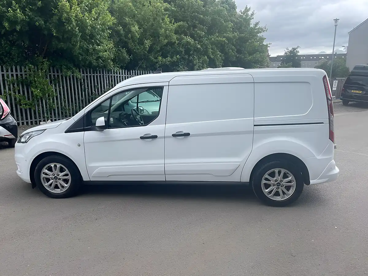 Used 2023 Ford Transit Connect Trend White - Interior and Exterior details 6