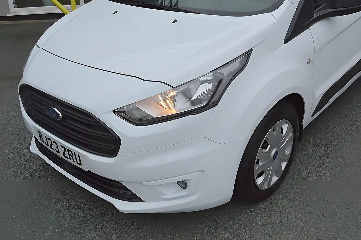 Used 2023 Ford Transit Connect Trend White - Interior and Exterior details 11