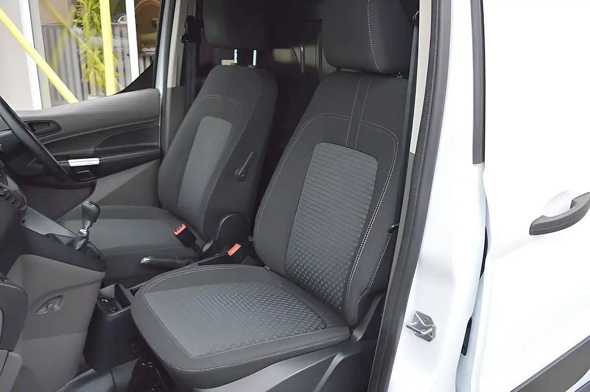 Used 2023 Ford Transit Connect Trend White - Interior and Exterior details 12
