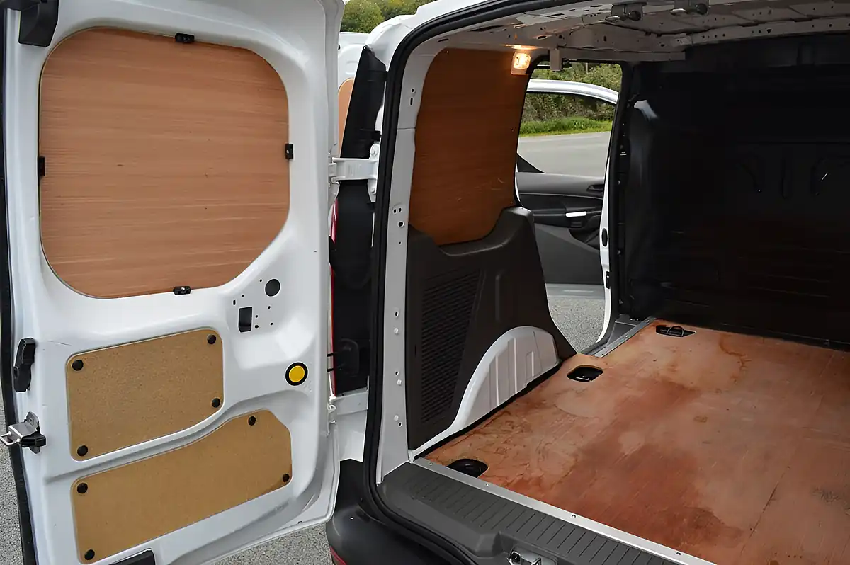 Used 2023 Ford Transit Connect Trend White - Interior and Exterior details 13