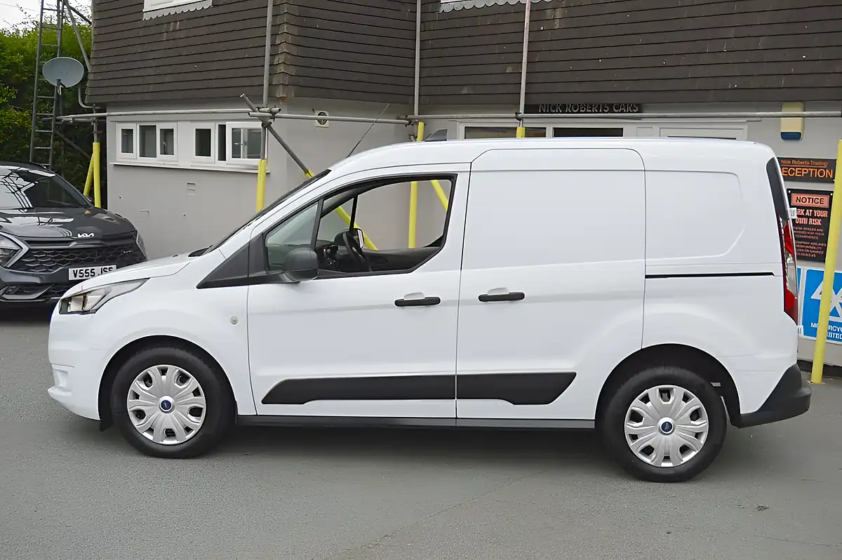 Used 2023 Ford Transit Connect Trend White - Interior and Exterior details 7