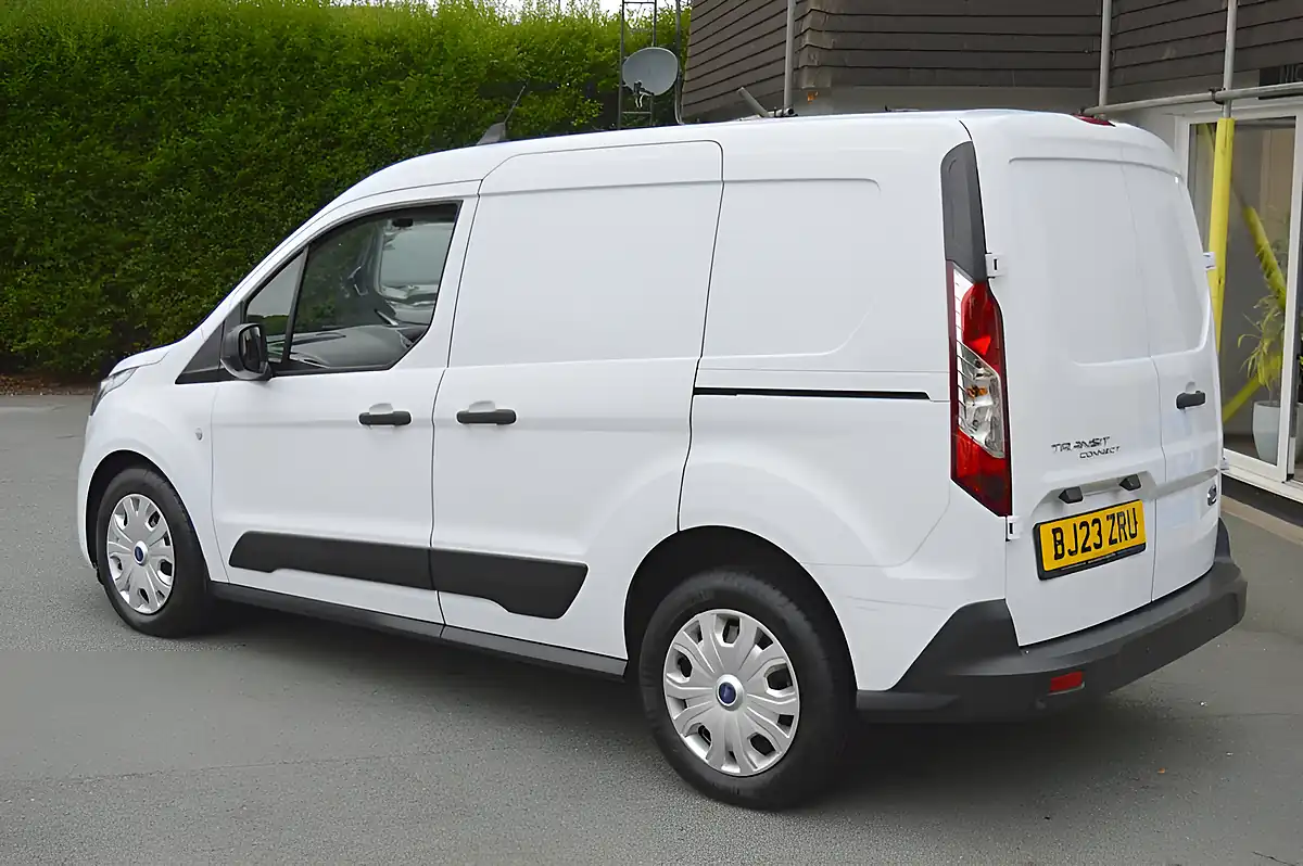 Used 2023 Ford Transit Connect Trend White - Interior and Exterior details 8