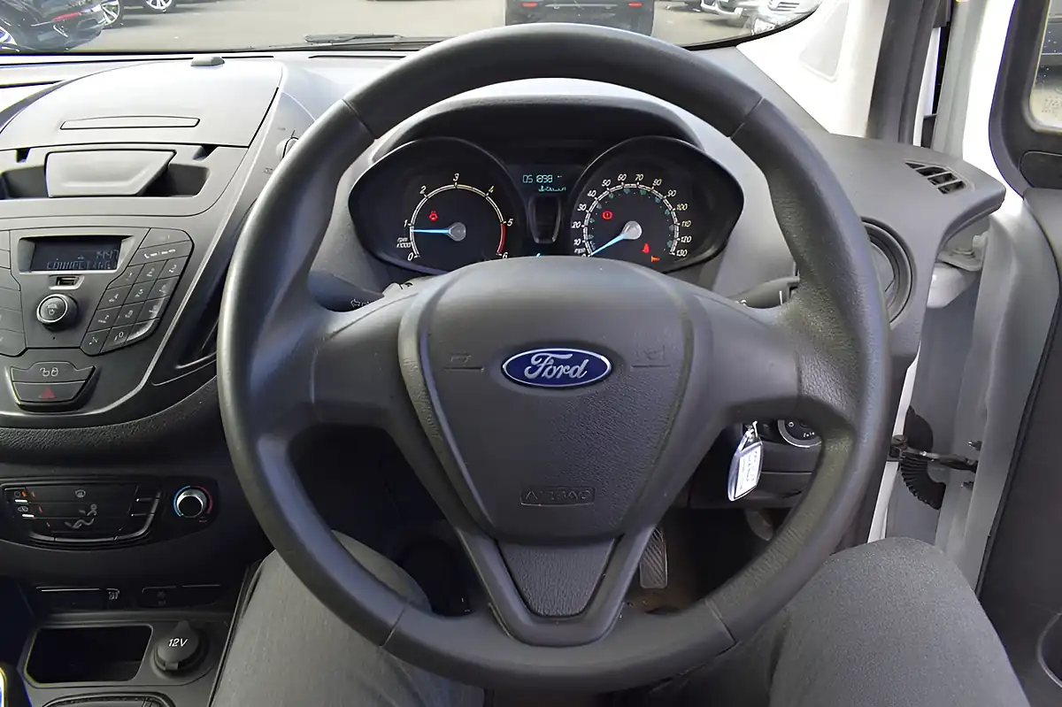 Used 2023 Ford Transit Courier Leader White - Interior and Exterior details 16