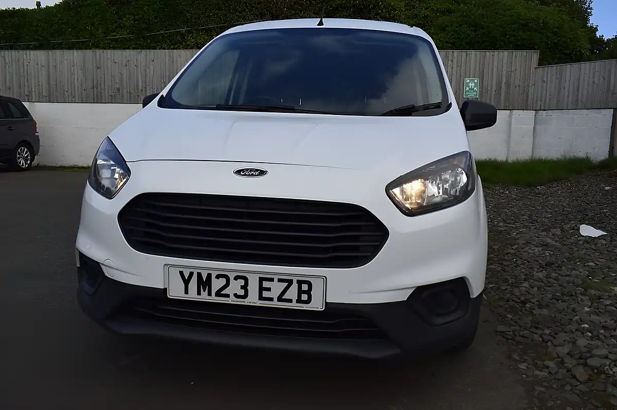 Used 2023 Ford Transit Courier Leader White - Interior and Exterior details 20
