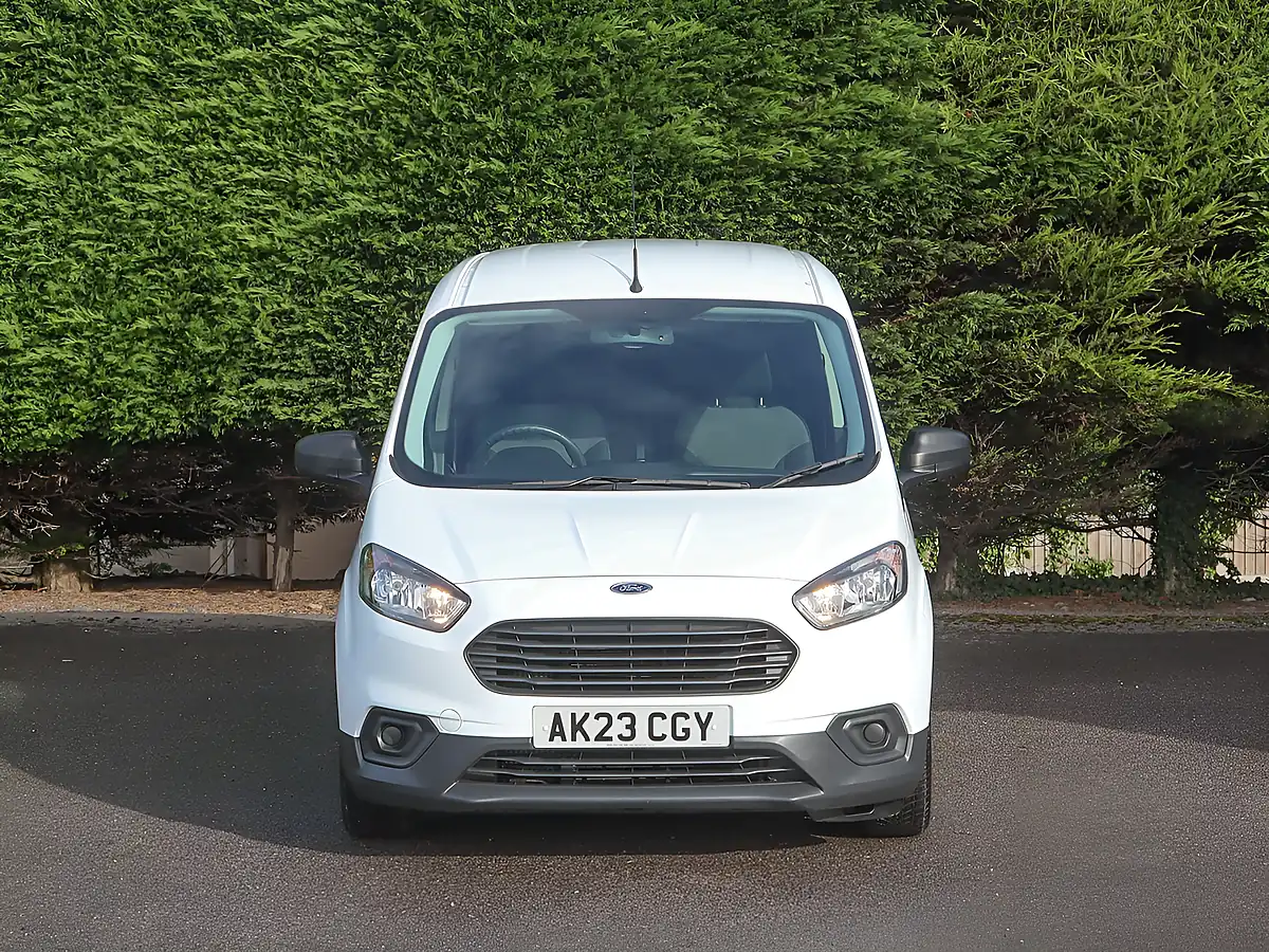 Used 2023 Ford Transit Courier Leader White - Interior and Exterior details 3