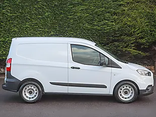 Used 2023 Ford Transit Courier Leader White - Interior and Exterior details 5