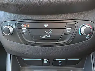 Used 2023 Ford Transit Courier Trend Agate Black - Interior and Exterior details 18