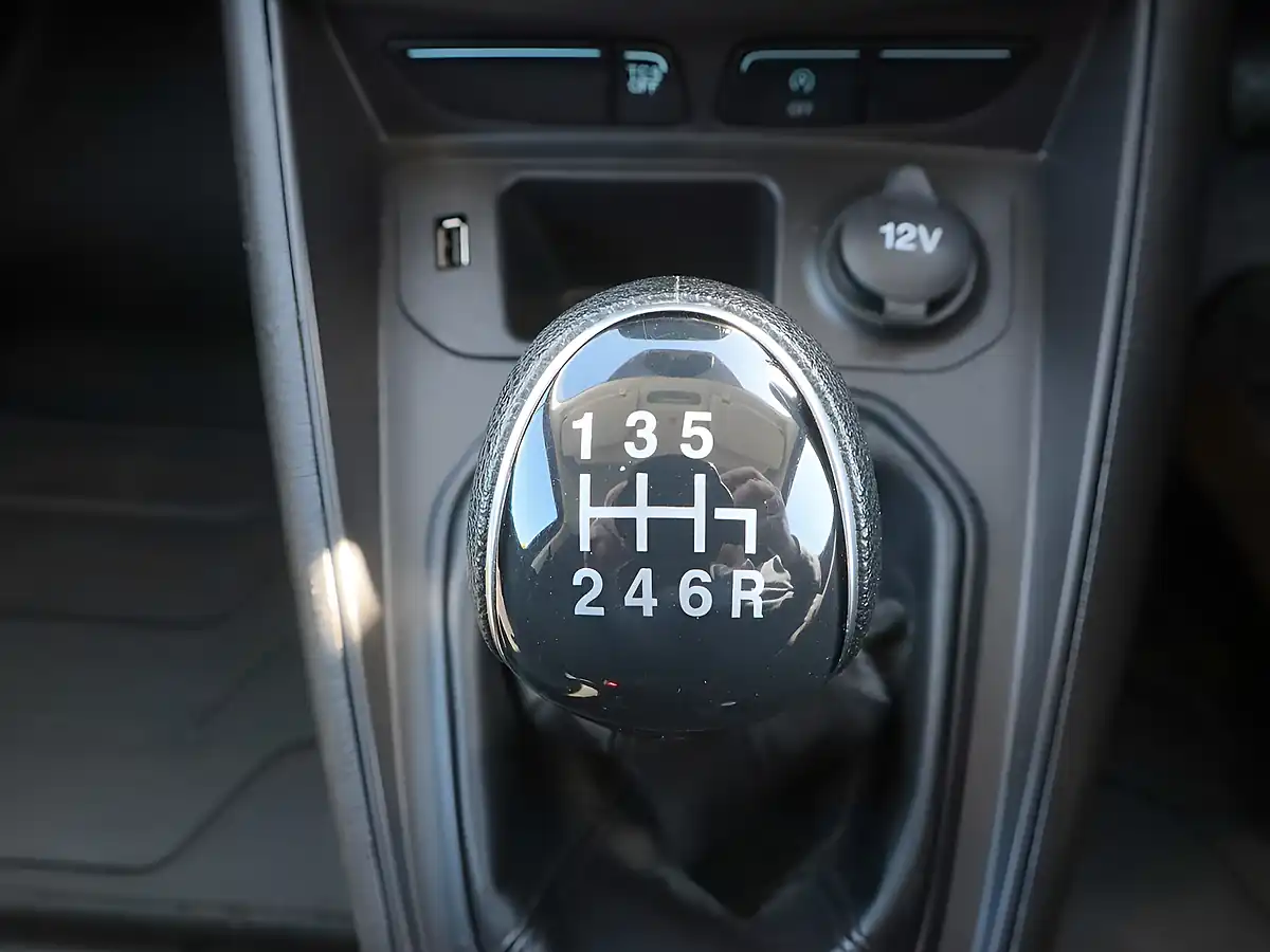 Used 2023 Ford Transit Courier Trend Agate Black - Interior and Exterior details 19