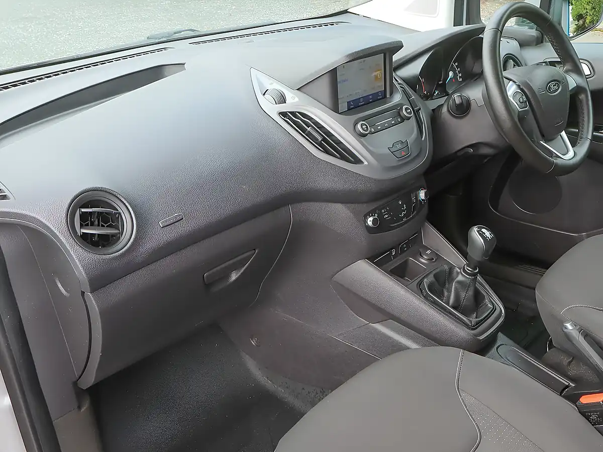 Used 2023 Ford Transit Courier Trend Silver - Interior and Exterior details 13