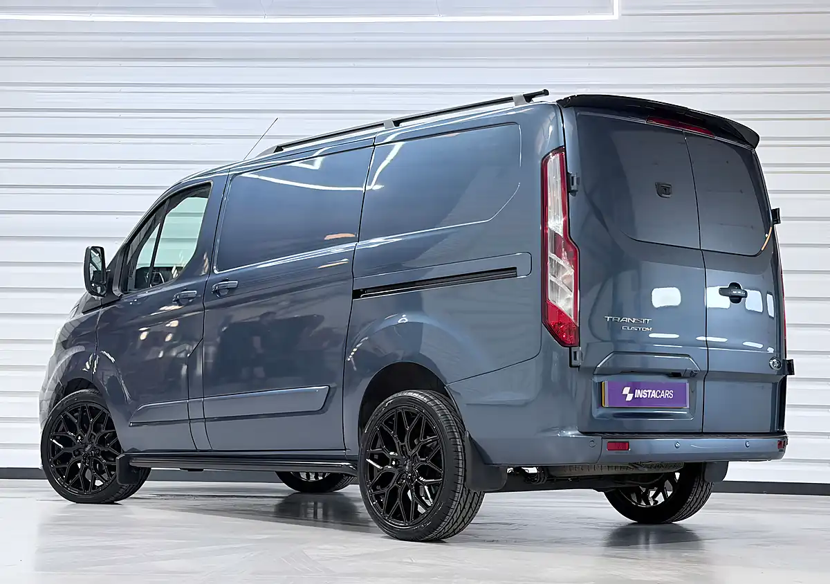 Used 2023 Ford Transit Custom 280 Limited Blue Metallic - Interior and Exterior details 12