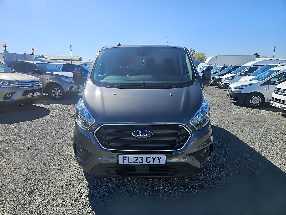 Used 2023 Ford Transit Custom 280 Limited Grey - Interior and Exterior details 3