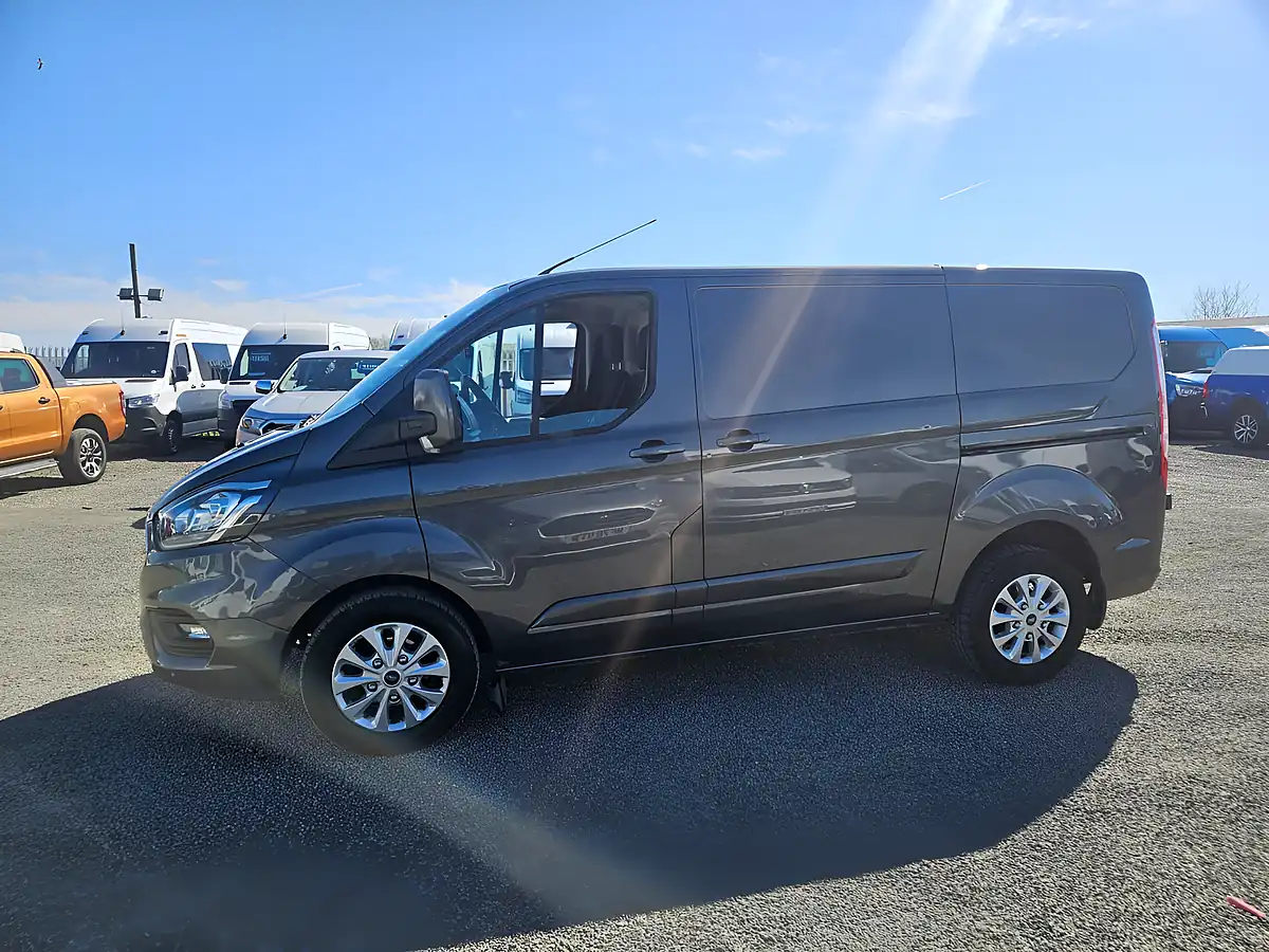 Used 2023 Ford Transit Custom 280 Limited Grey - Interior and Exterior details 5