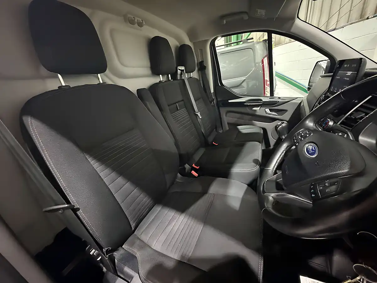 Used 2023 Ford Transit Custom 280 Limited Magnetic (metallic) - Interior and Exterior details 19