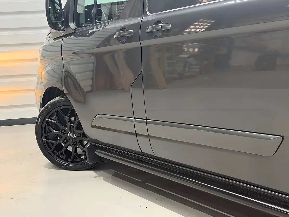 Used 2023 Ford Transit Custom 280 Limited Magnetic (metallic) - Interior and Exterior details 9