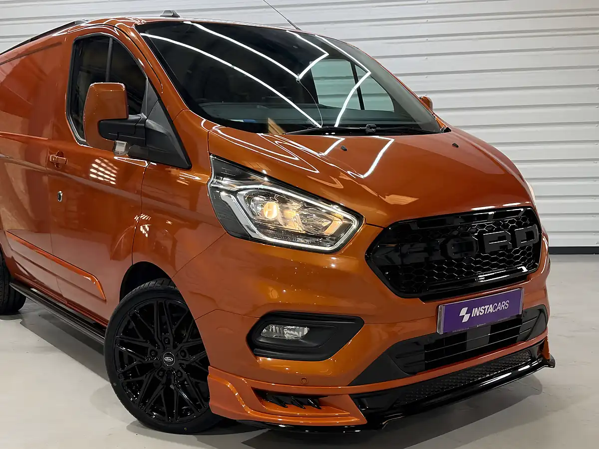 Used 2023 Ford Transit Custom 280 Limited Orange Glow (metallic) - Interior and Exterior details 11