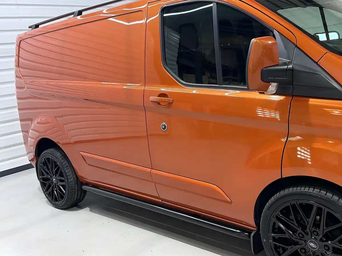Used 2023 Ford Transit Custom 280 Limited Orange Glow (metallic) - Interior and Exterior details 14