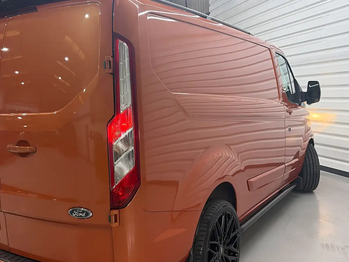 Used 2023 Ford Transit Custom 280 Limited Orange Glow (metallic) - Interior and Exterior details 17
