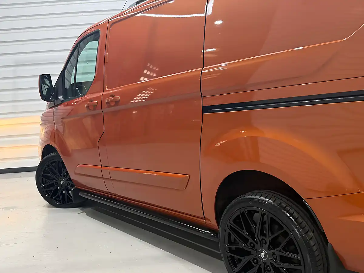 Used 2023 Ford Transit Custom 280 Limited Orange Glow (metallic) - Interior and Exterior details 7