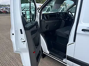 Used 2023 Ford Transit Custom 300 Leader White - Interior and Exterior details 14
