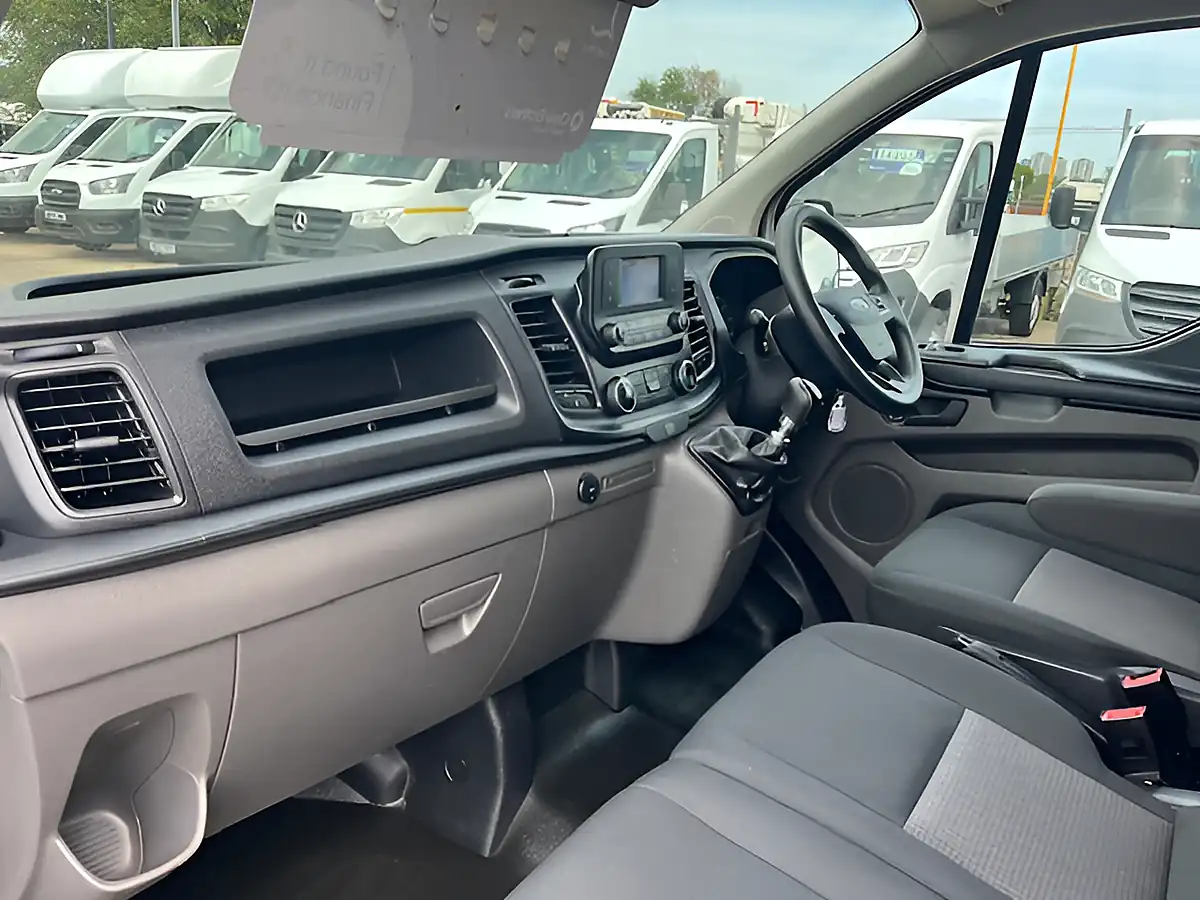 Used 2023 Ford Transit Custom 300 Leader White - Interior and Exterior details 15