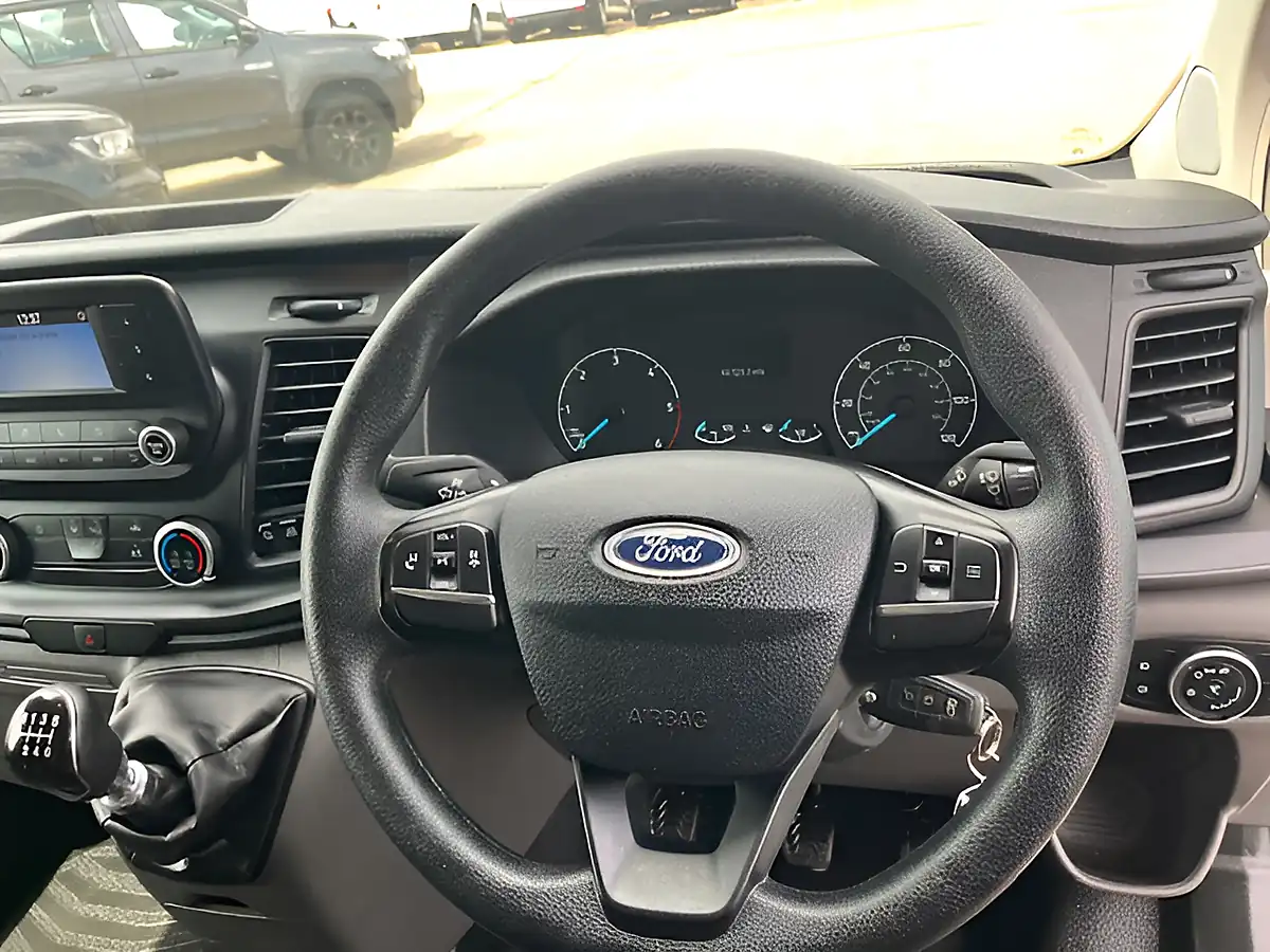 Used 2023 Ford Transit Custom 300 Leader White - Interior and Exterior details 20