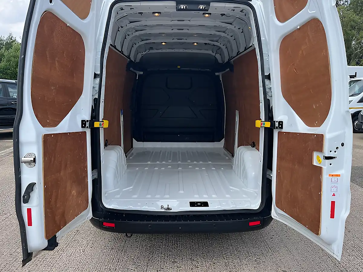 Used 2023 Ford Transit Custom 300 Leader White - Interior and Exterior details 5