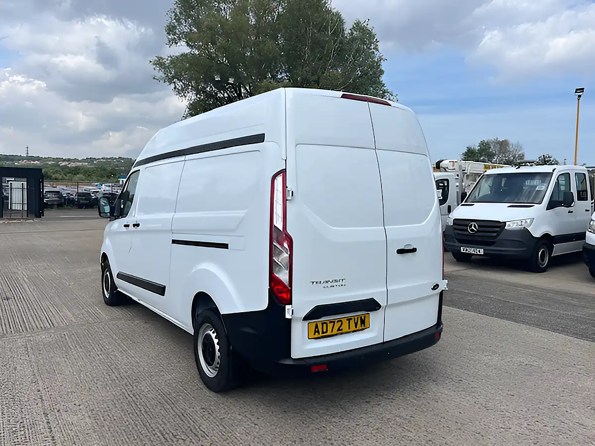 Used 2023 Ford Transit Custom 300 Leader White - Interior and Exterior details 6