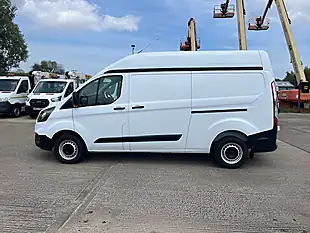 Used 2023 Ford Transit Custom 300 Leader White - Interior and Exterior details 7