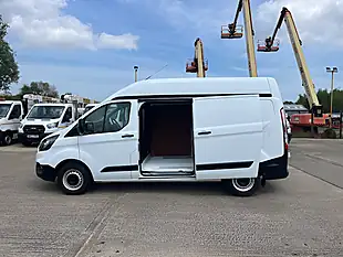 Used 2023 Ford Transit Custom 300 Leader White - Interior and Exterior details 8