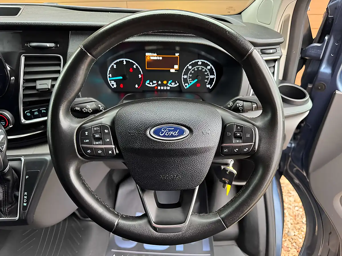 Used 2023 Ford Transit Custom 300 Limited Blue Metallic - Interior and Exterior details 18