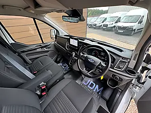 Used 2023 Ford Transit Custom 300 Limited Frozen White - Interior and Exterior details 14
