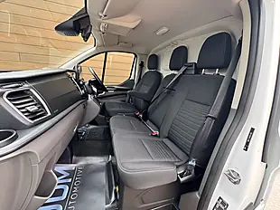 Used 2023 Ford Transit Custom 300 Limited Frozen White - Interior and Exterior details 19