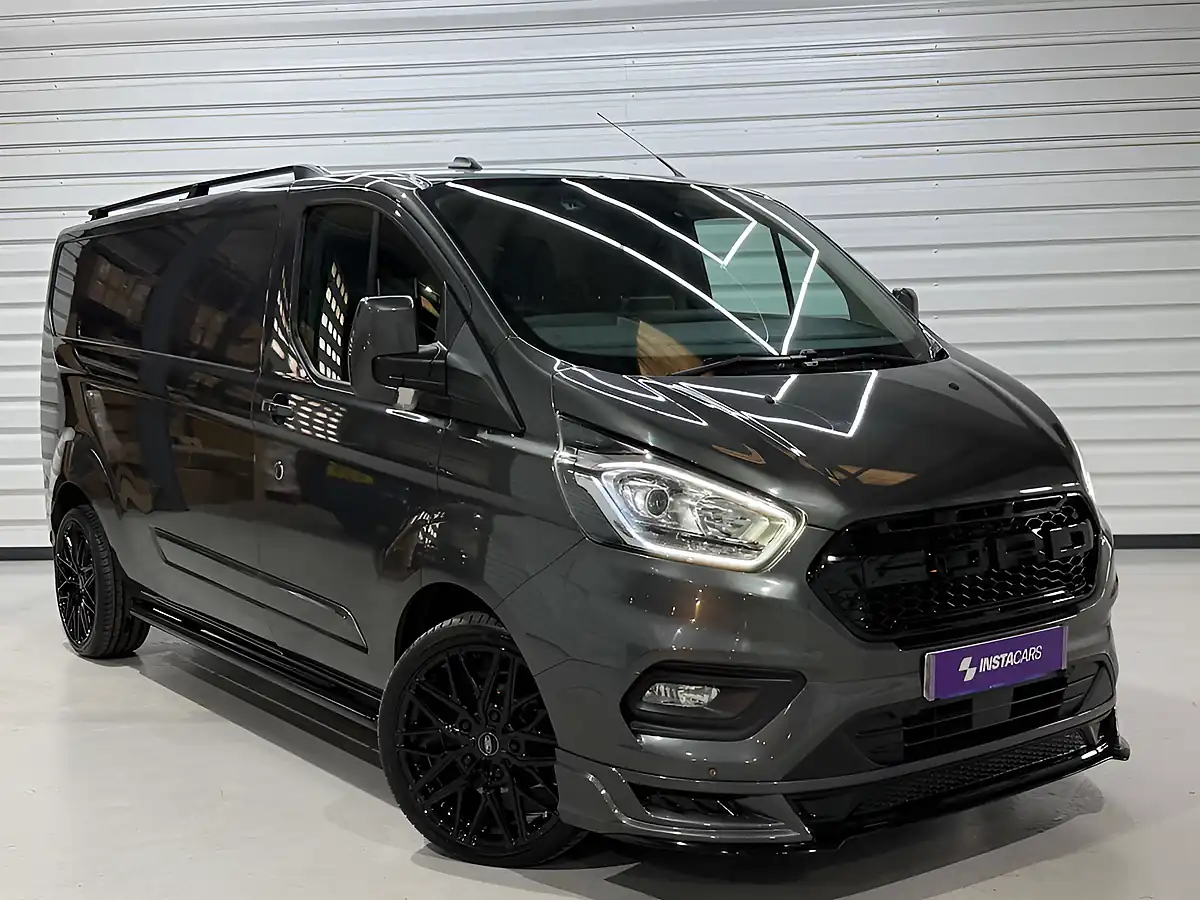Used 2023 Ford Transit Custom 300 Limited Magnetic - Front View