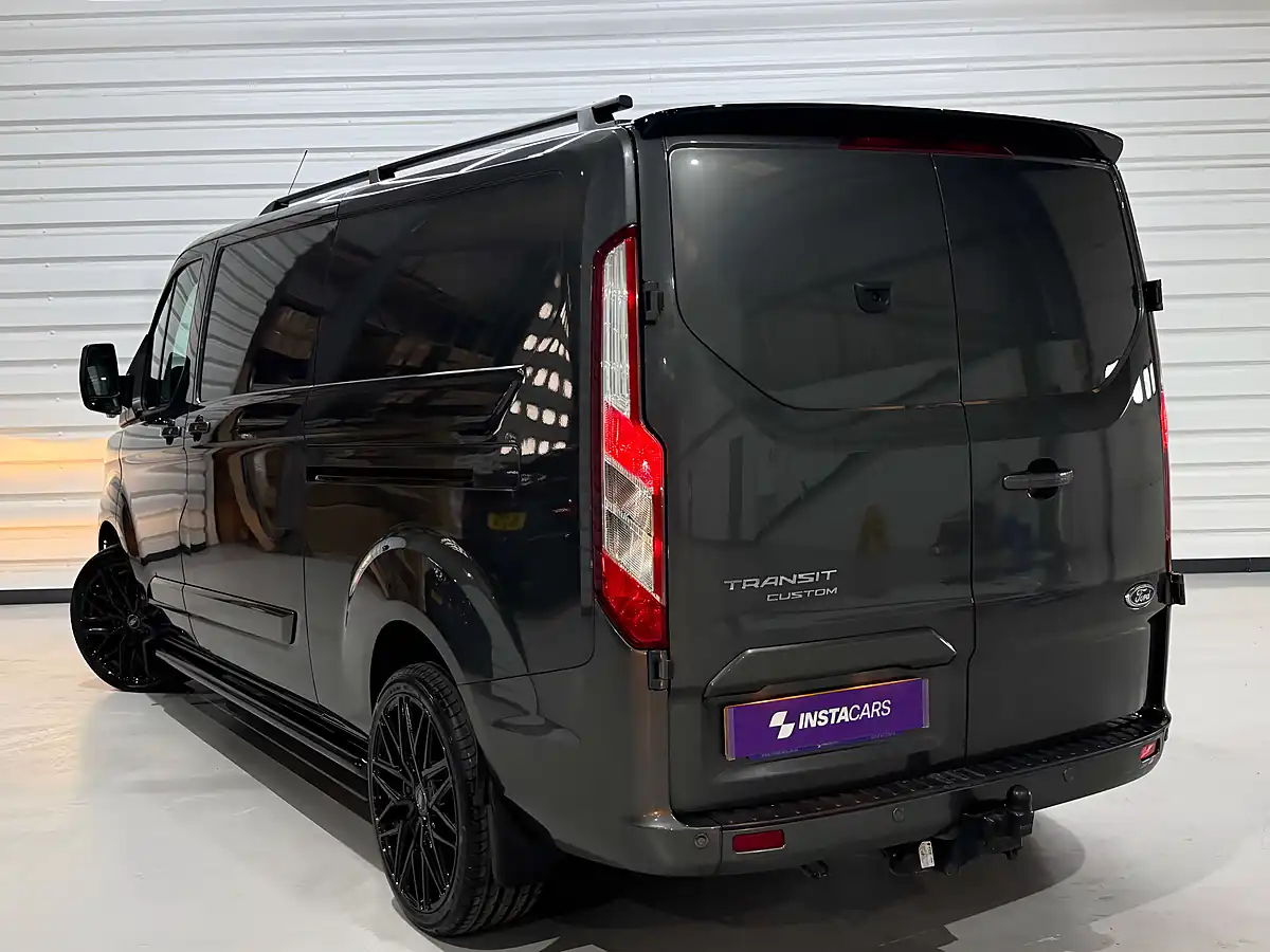 Used 2023 Ford Transit Custom 300 Limited Magnetic - Interior and Exterior details 10