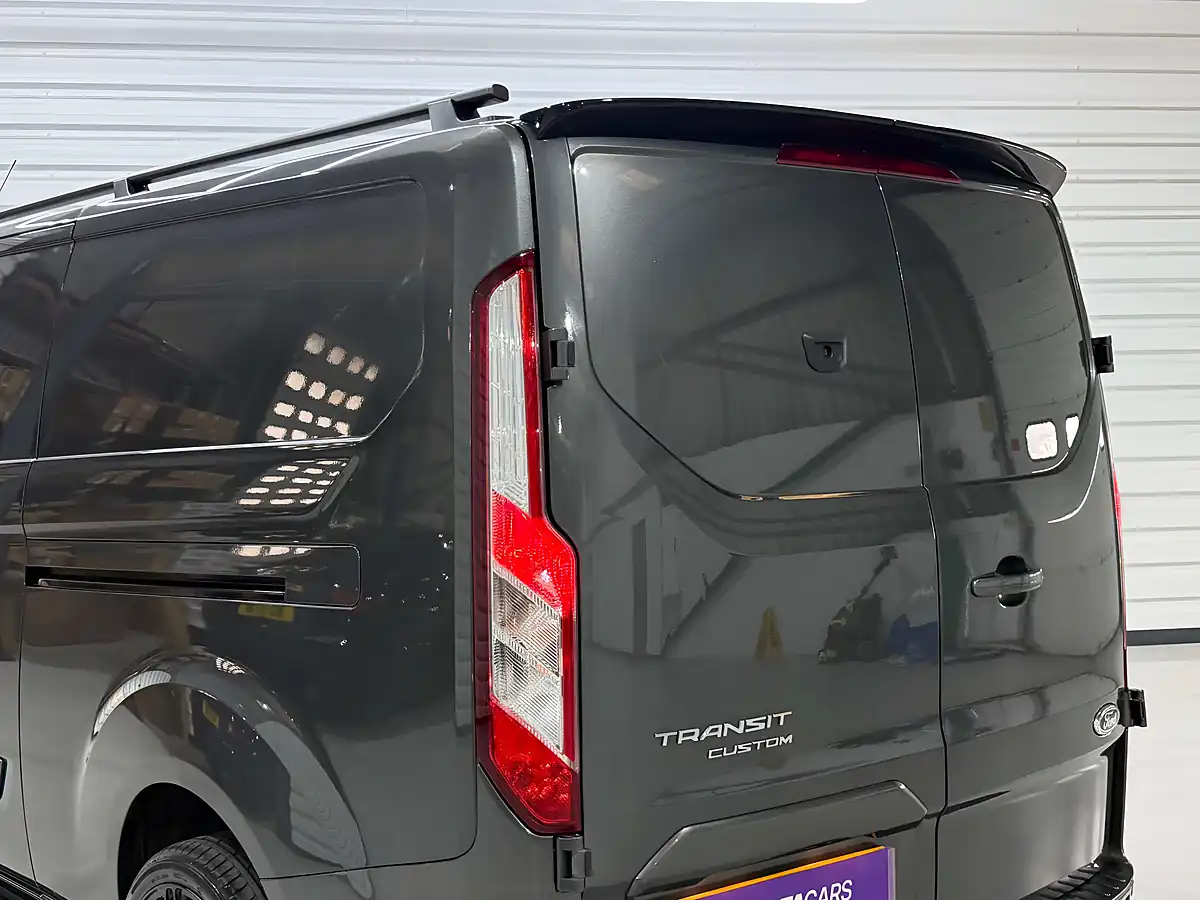 Used 2023 Ford Transit Custom 300 Limited Magnetic - Interior and Exterior details 13
