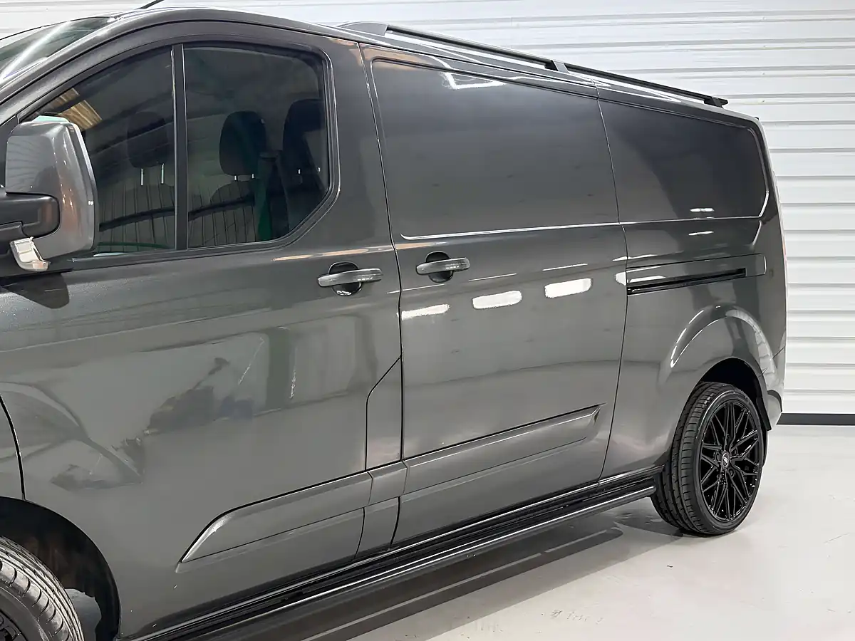 Used 2023 Ford Transit Custom 300 Limited Magnetic - Interior and Exterior details 15