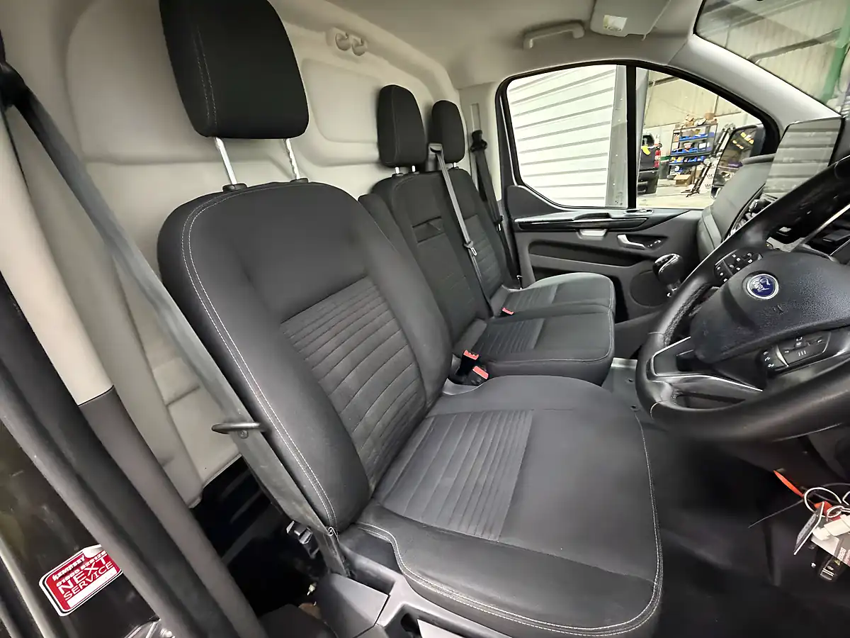 Used 2023 Ford Transit Custom 300 Limited Magnetic - Interior and Exterior details 19