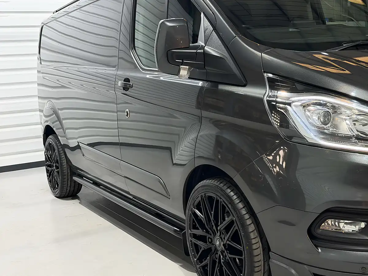 Used 2023 Ford Transit Custom 300 Limited Magnetic - Interior and Exterior details 8